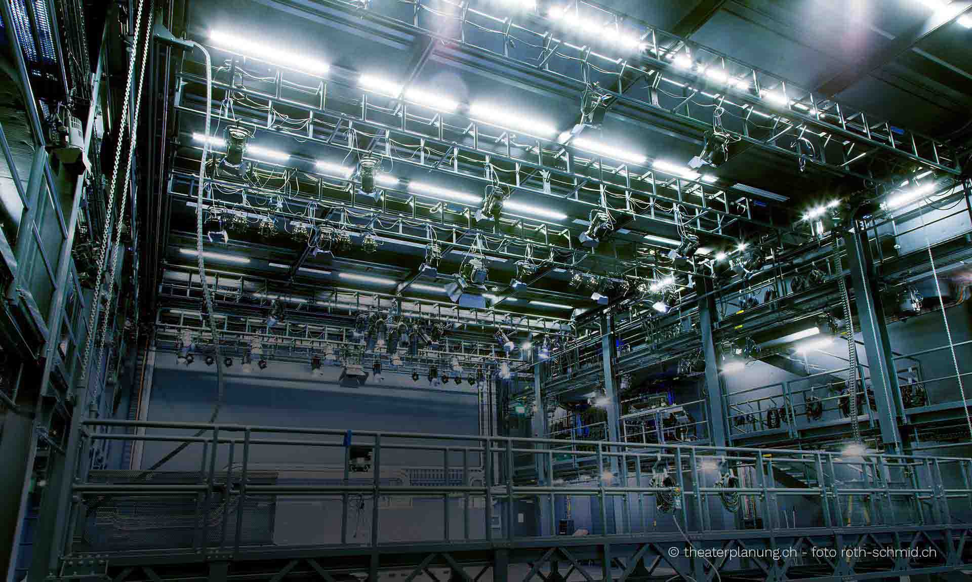 bühnentechnik deckenlampen