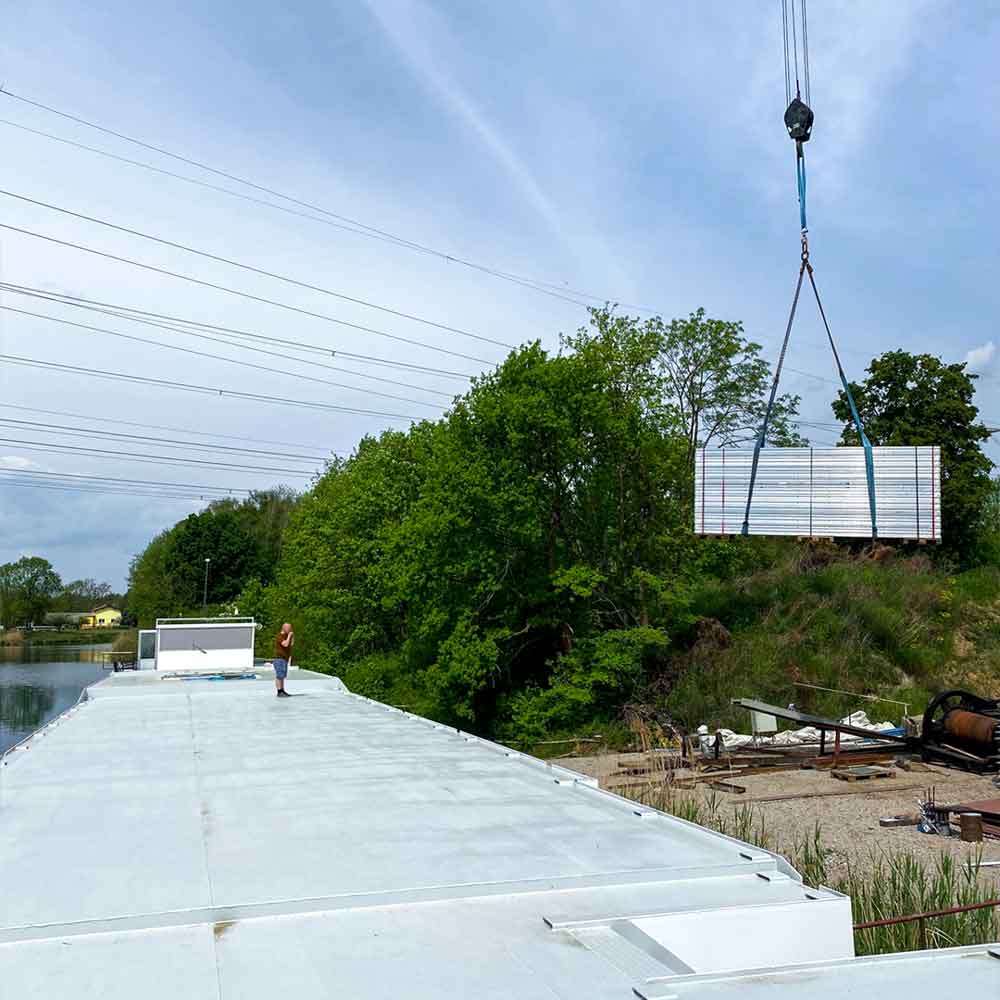 Materialanlieferung im Freien